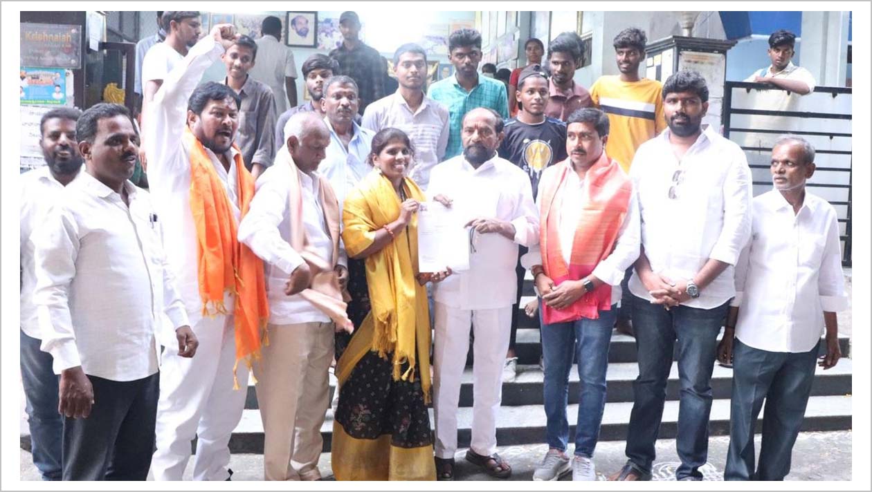 బీసీ సంఘం జిల్లా అధ్యక్షురాలుగా మధులతా శ్రీనివాస్ చారి