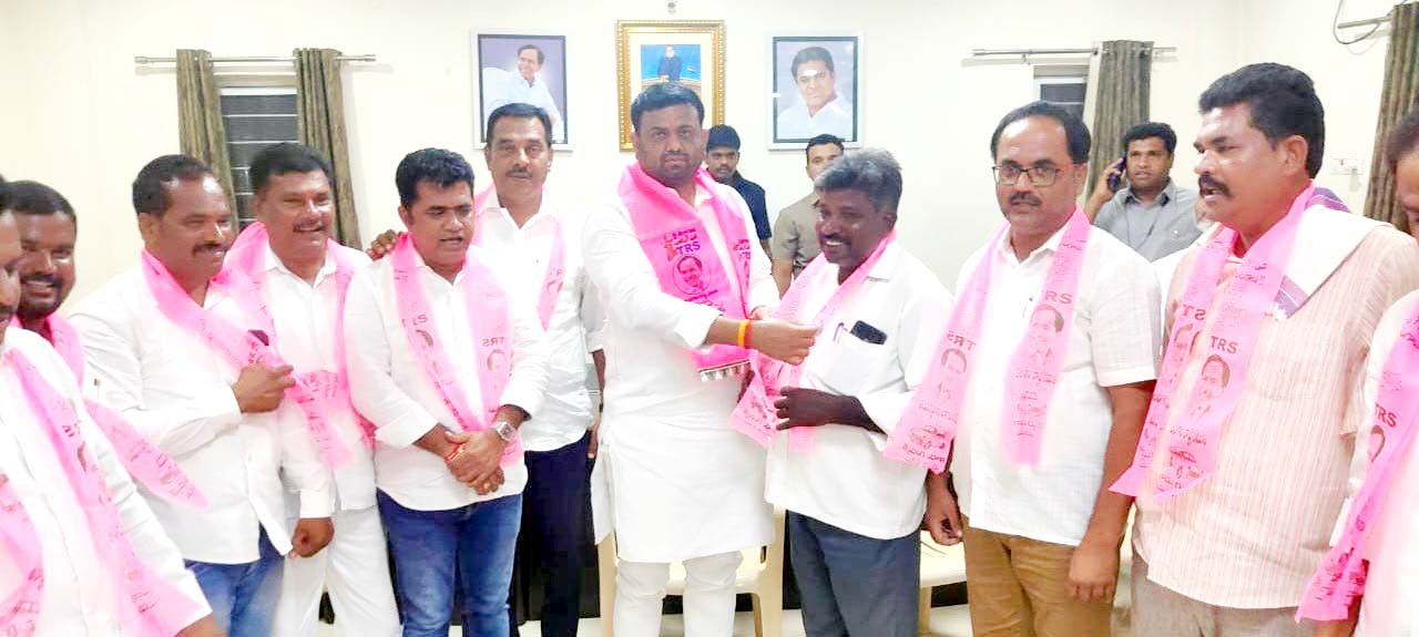 గుణాత్మ‌క పాల‌నతోనే గులాబీలో చేరిక‌లు