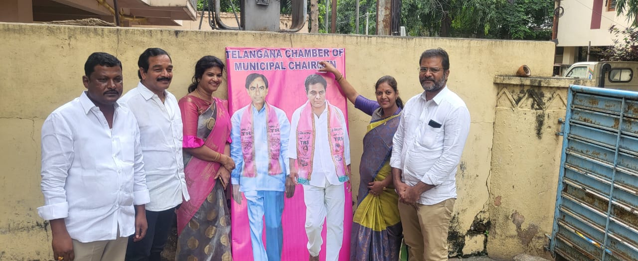 అవిశ్వాసం పెంపు హర్షణీయం