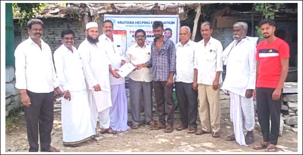 అర్హులంద‌రు ఓటు హక్కు నమోదు చేసుకోవాలి