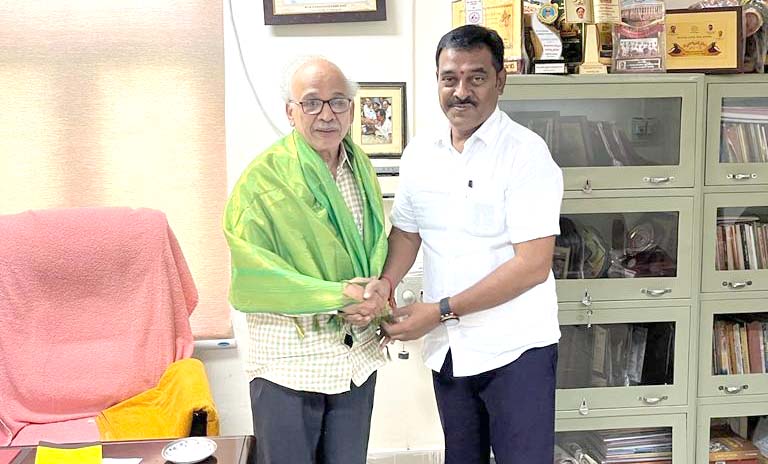 గ్రంథాల‌యాల అభివృద్ధికి చేయూత‌నివ్వండి