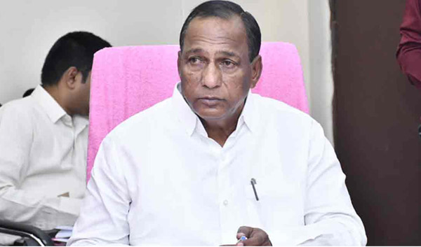 మంత్రి మల్లారెడ్డి ఇంటిపై మెరుపు దాడులు