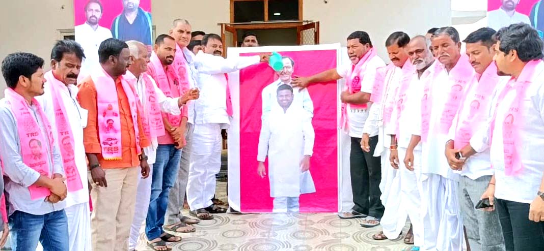 గిరిజనులు గుర్తుంచుకునే నేత రోహిత్ రెడ్డి