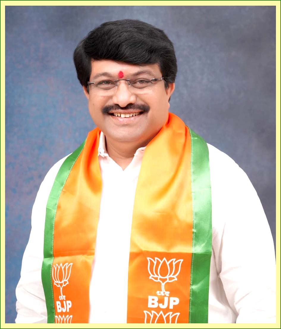 రోడ్డు విస్తరణలో ఇష్టారాజ్యం..!