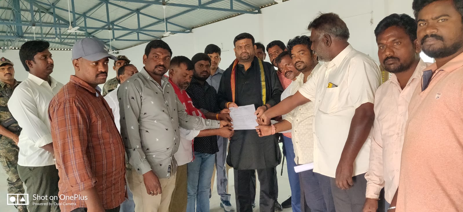 పీఆర్సీ అమలు చేసేలా చొరవ చూపండి
