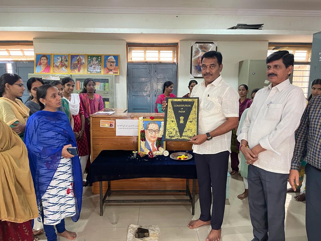 భారత రాజ్యాంగం ఎంతో గొప్పది