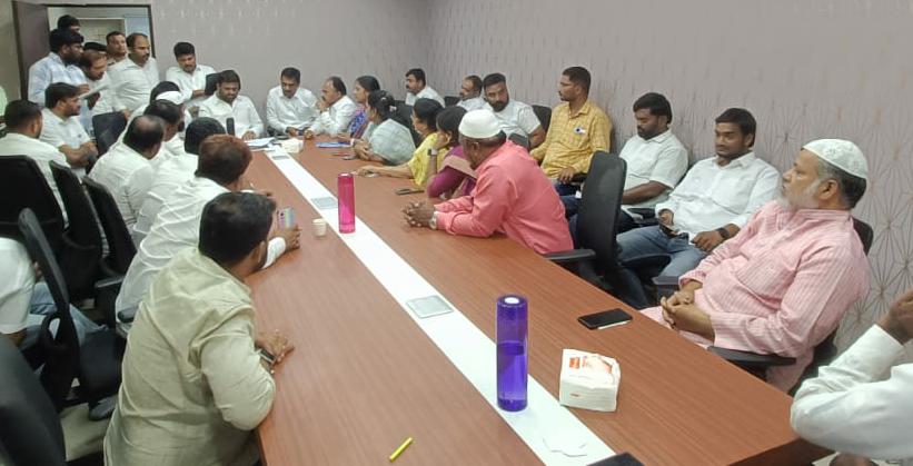 పట్టణం మొత్తం మెరిసేలా..!