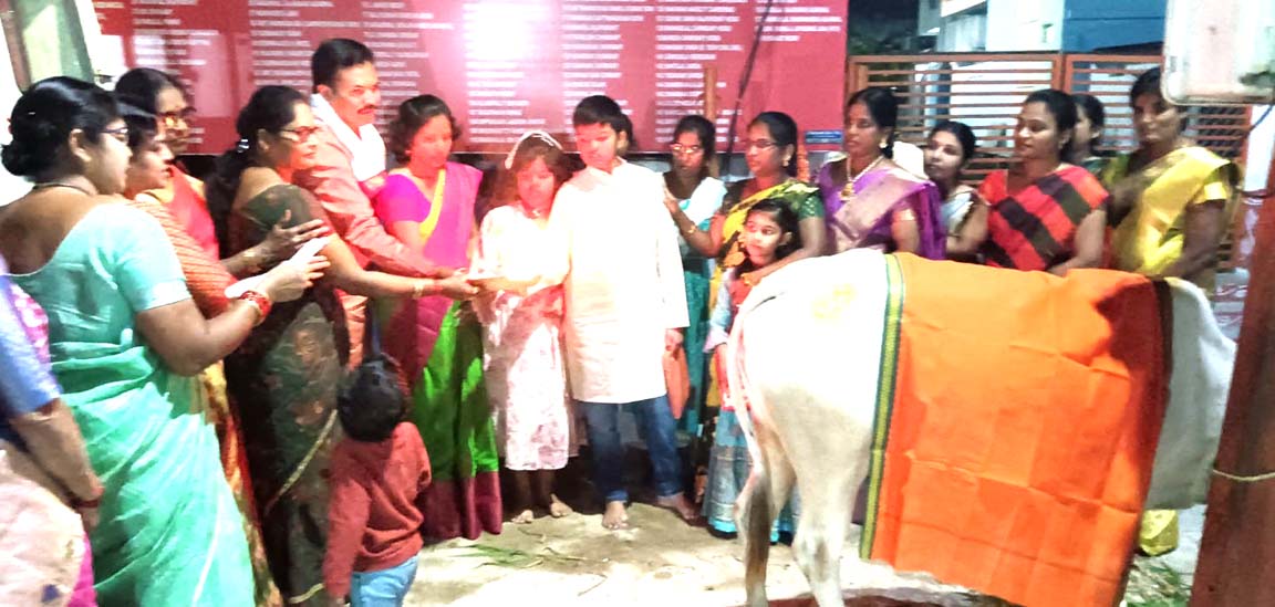 ఘనంగా గోపూజ