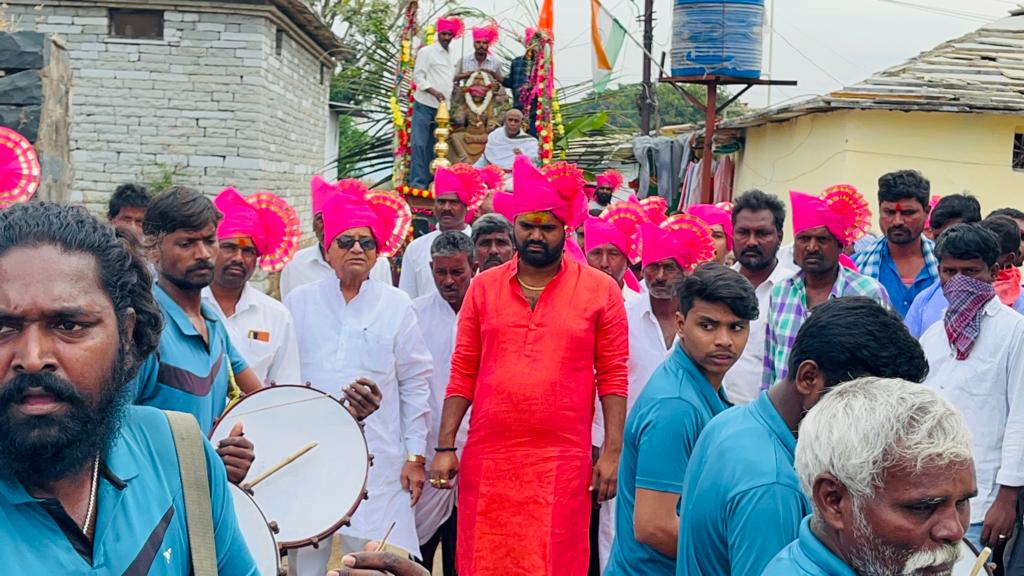 కాచేతల్లి బయలెల్లినాదో..!