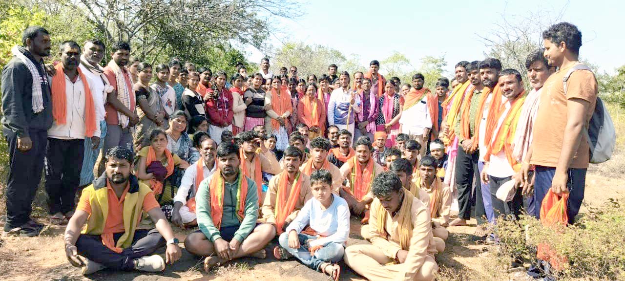 శ్రీశైలం చేరుకున్న పాదయాత్ర