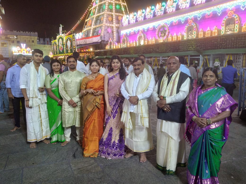 శ్రీవారి సన్నిధిలో ఎమ్మెల్సీ మహేందర్ రెడ్డి