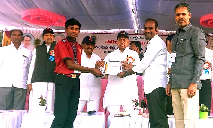 అదర గొట్టిన అక్షర విద్యార్థి