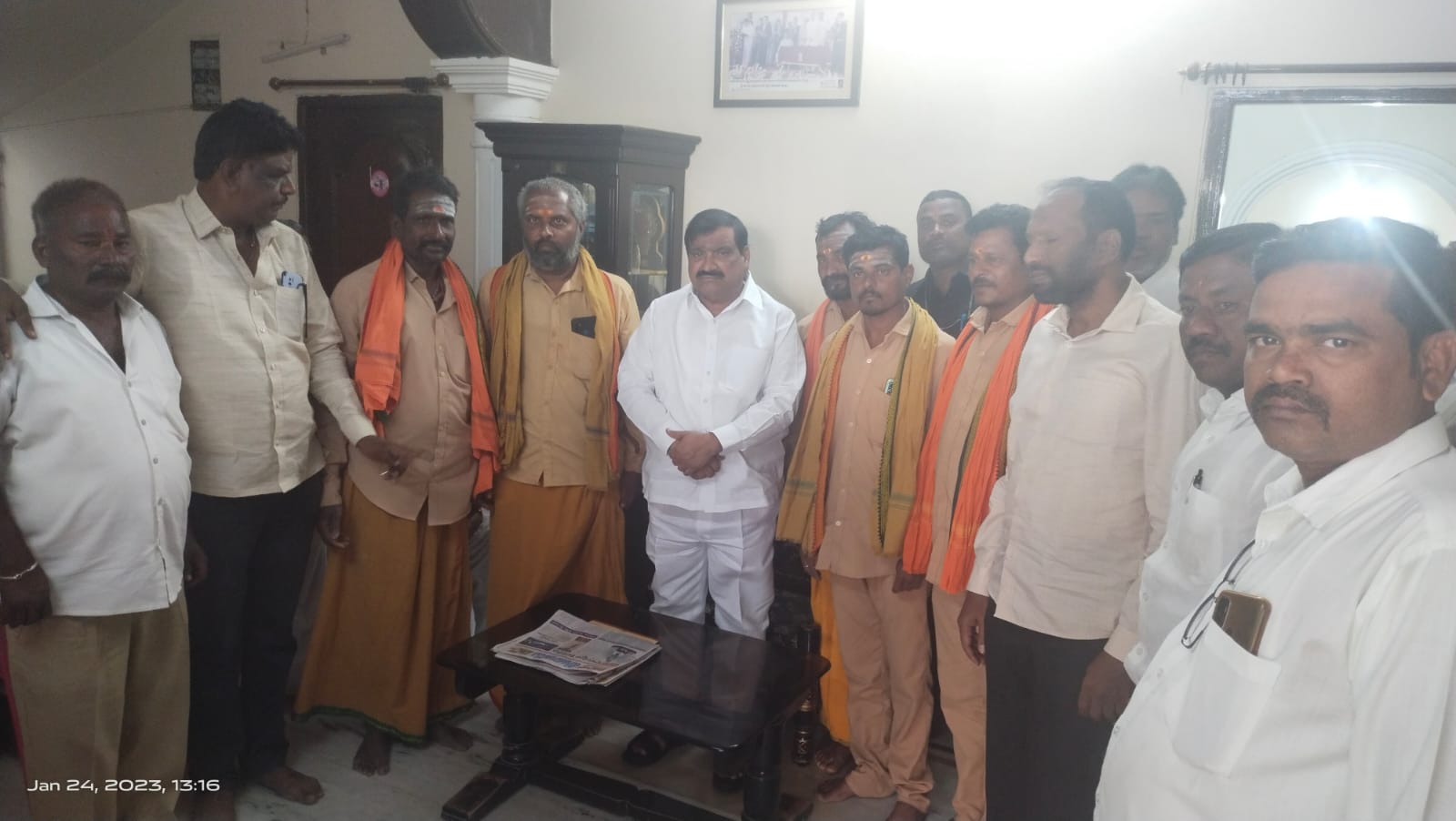 హామి నిలబెట్టుకున్న ఎమ్మెల్సీ మహేందర్ రెడ్డి