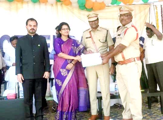 ఉత్తమ ఎస్ఐ మహిపాల్ రెడ్డి
