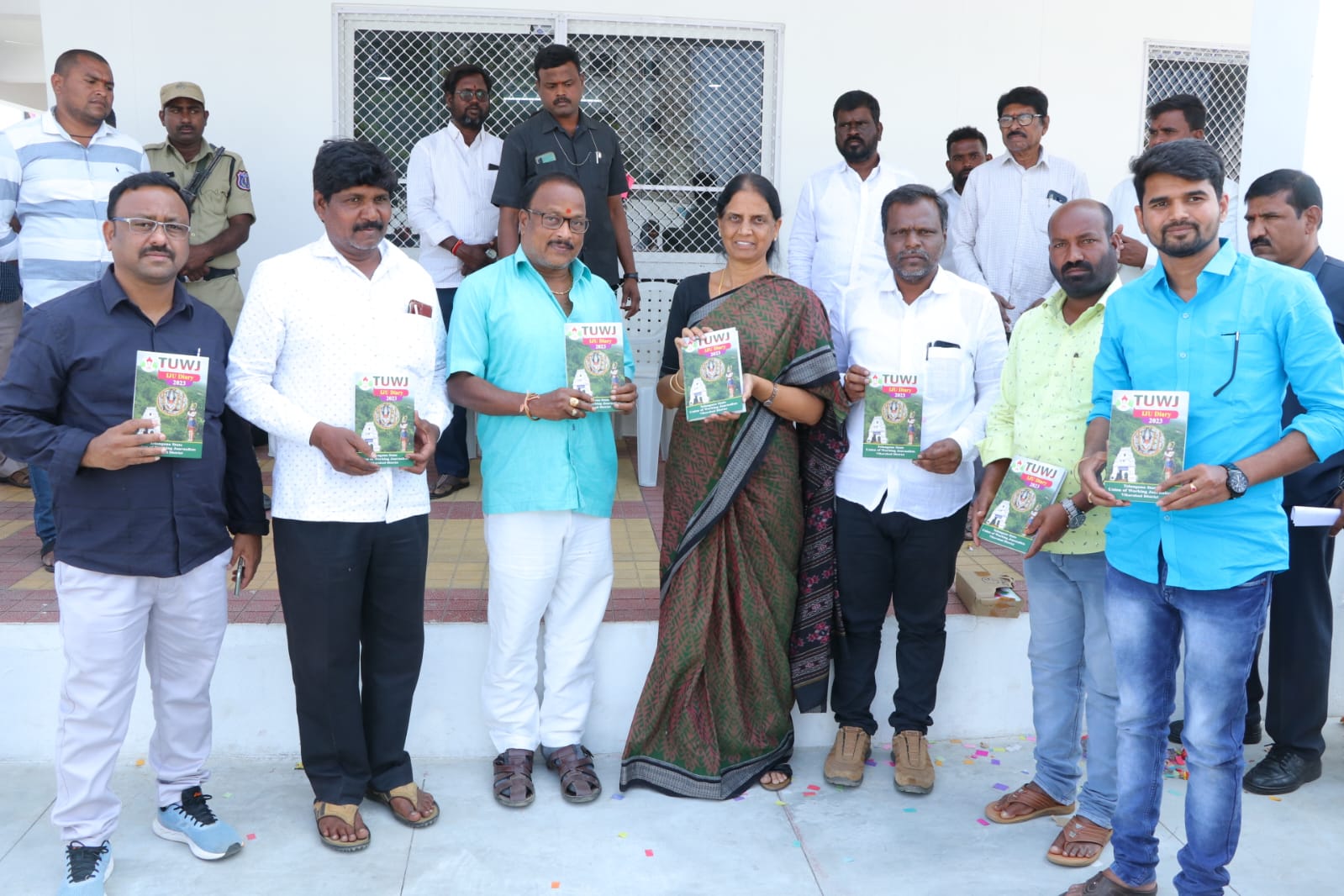 జర్నలిస్టులందరికి ఇళ్ల స్థలాలు