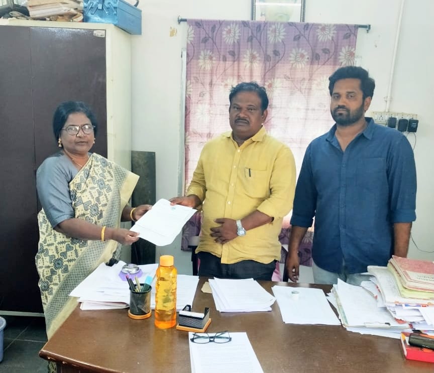 విద్యుత్ స్థంబాలను ఏర్పాటు చేయండి