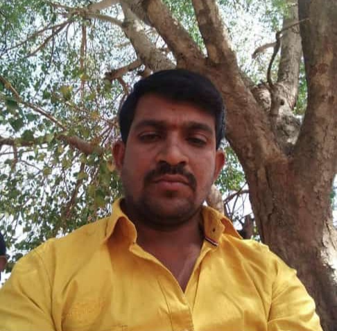 రన్నింగ్‌ బస్సులో కండక్టర్‌కు గుండెపోటు