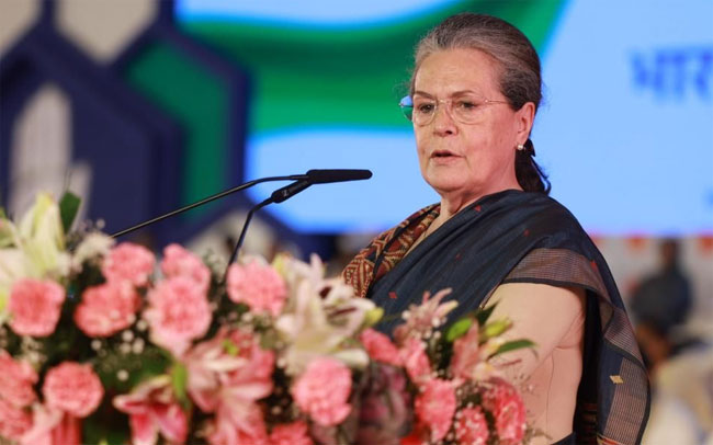 తెలంగాణకు సోనియమ్మ రాక