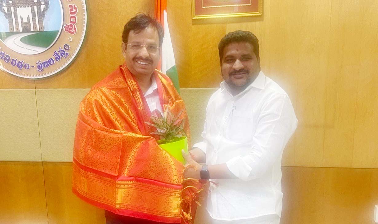 కొత్త బస్సులు కేటాయించండి