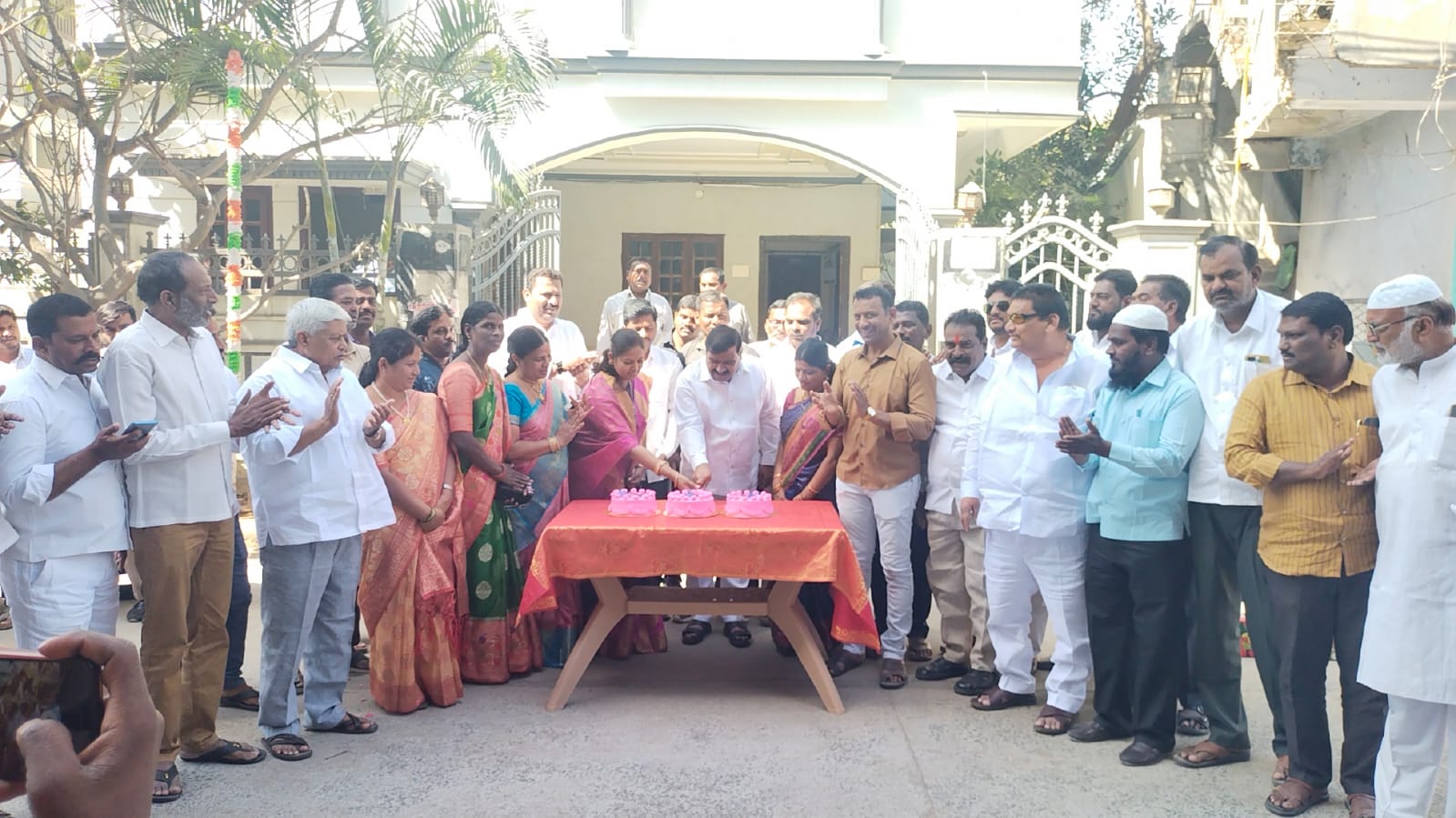 మహానేత సీఎం కేసీఆర్..!