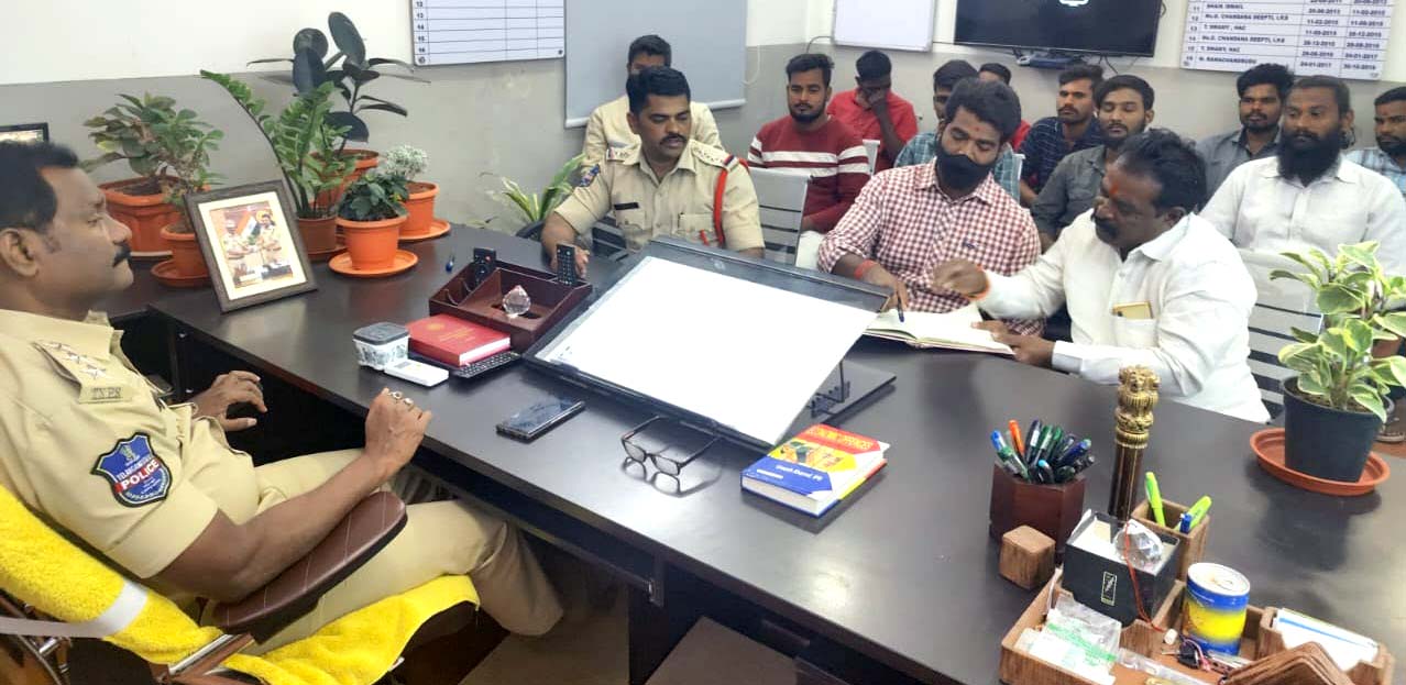 శివాజీ శోభాయాత్ర ప్రశాతంగా జరుపుకోవాలి