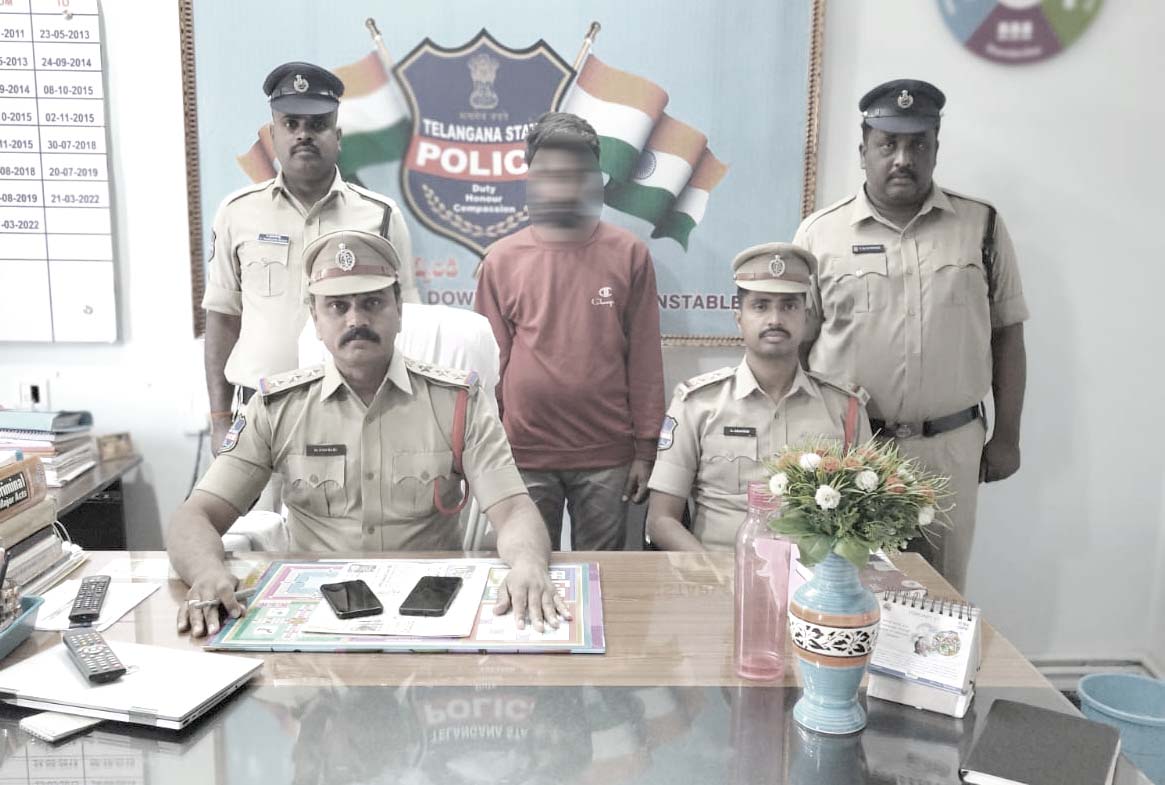 కటకటాల్లోకి కామాంధుడు