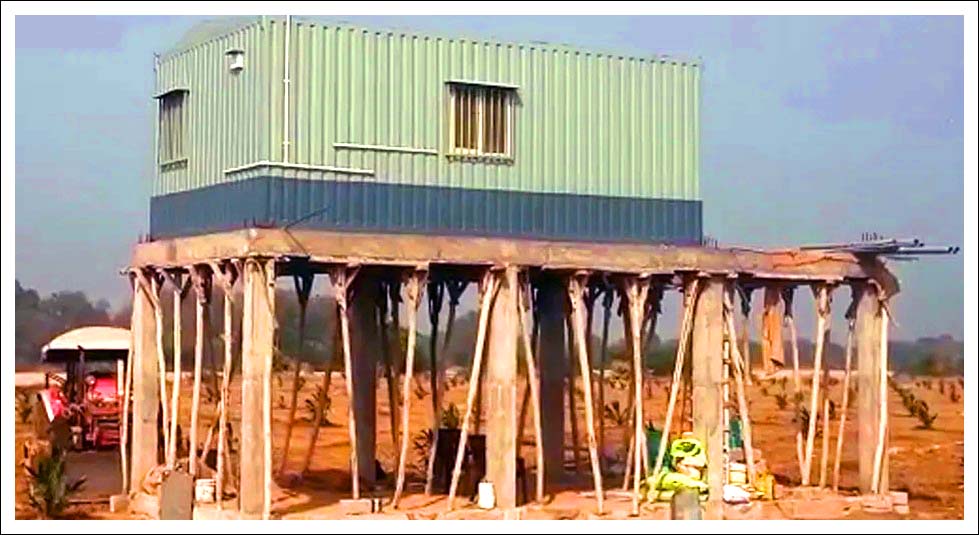 కంటైనర్‌తోనే ఇళ్లు కట్టేశాడు..!