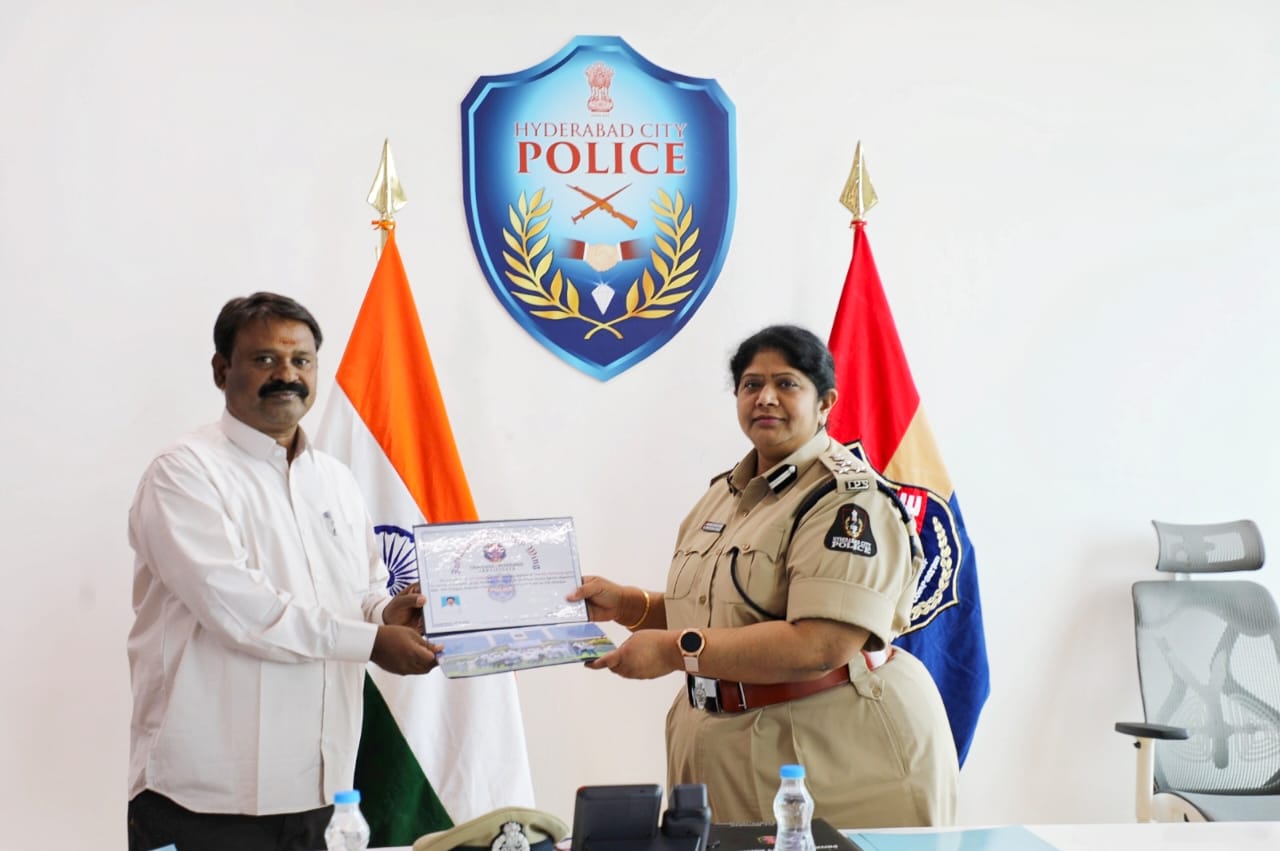 వినాయక ఏజెన్సీ నుంచి ఉత్తవ సేవలు