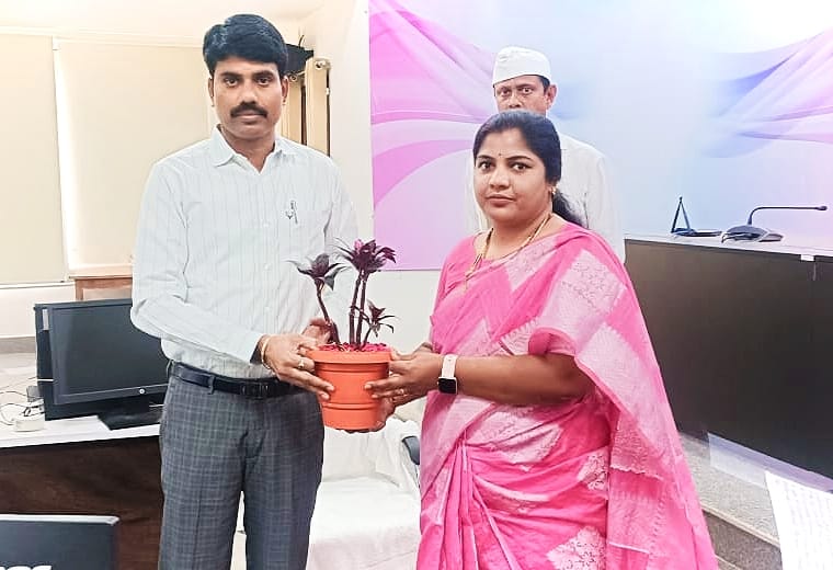 వీధి కుక్కల దాడుల నియంత్రణకు సహకరించండి