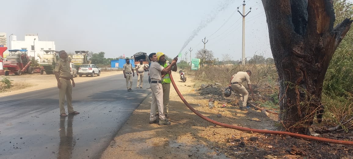వాహనదార్లకు.. తప్పిన ముప్పు !