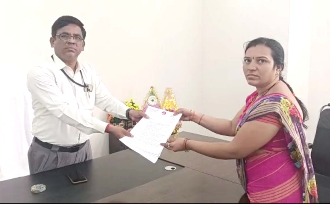 అంగన్‌వాడి నిర్మాణ స్థలాన్ని మార్చండి