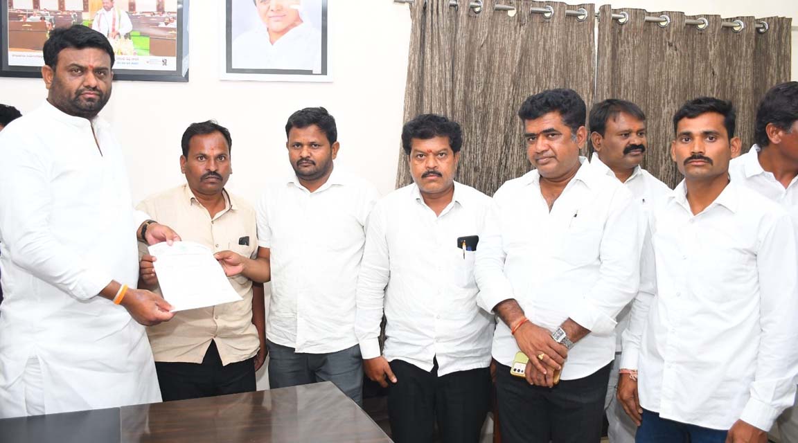 పల్లెలు, తాండాలకు మహర్ధశ
