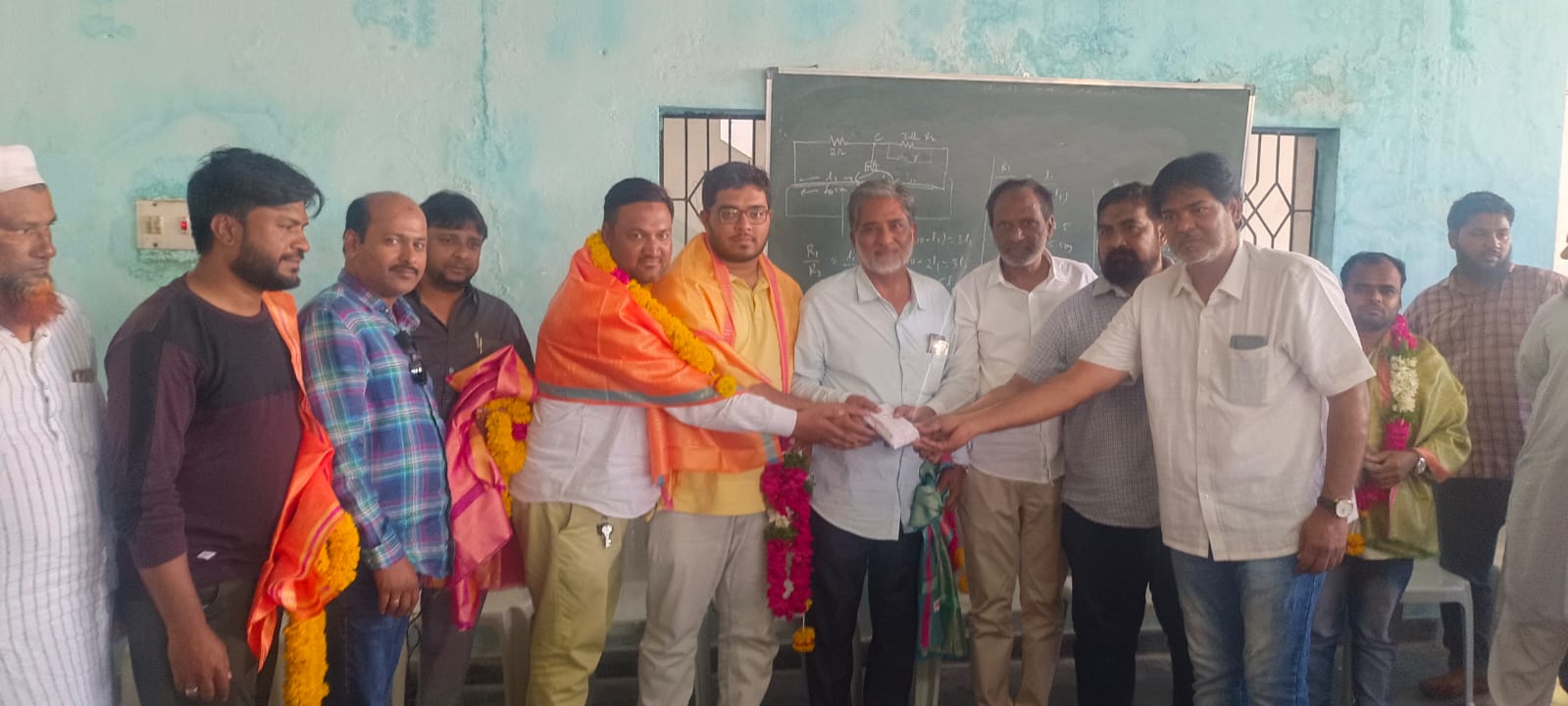 ఎంసెట్ కోచింగ్ సెంటర్‌కు ఎంపీ రంజిత్ రెడ్డి చేయూత