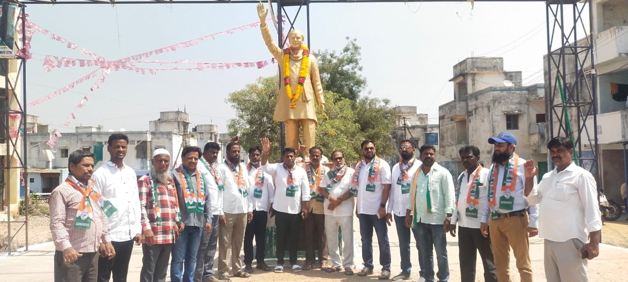 రాజీవ్ ఆశయ సాధనకు కృషి చేయాలి