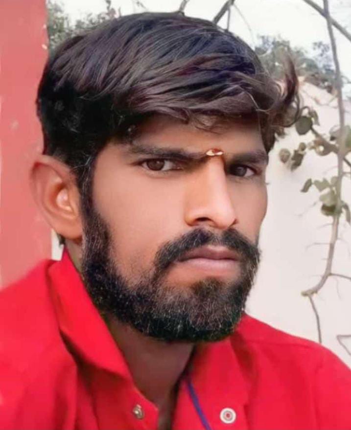 భవనం నుంచి పడిన వలస కార్మికుడి