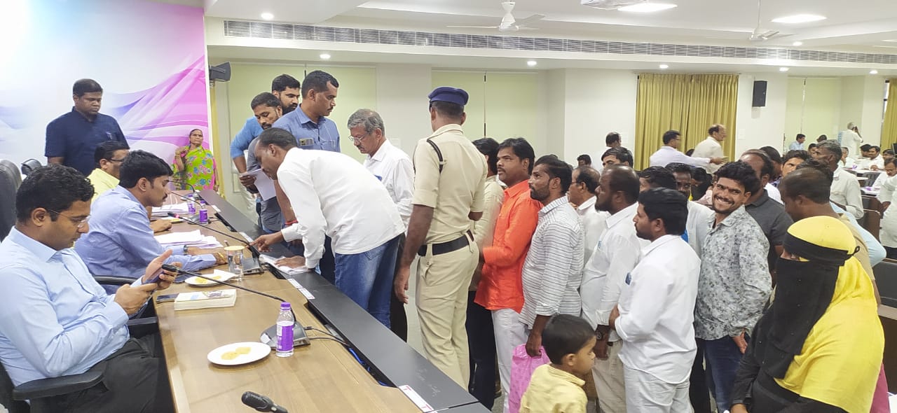 మైనార్టీ రెసిడెన్షియల్ స్కూల్లో అక్రమ నియామకాలు