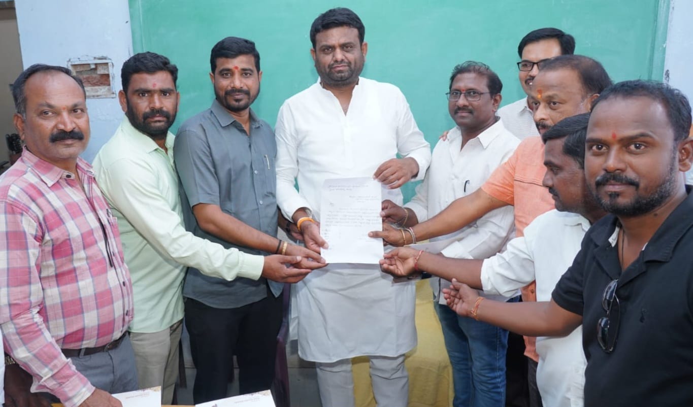 డబుల్‌లో జర్నలిస్టులకు ప్రాధాన్యం ఇవ్వాలి