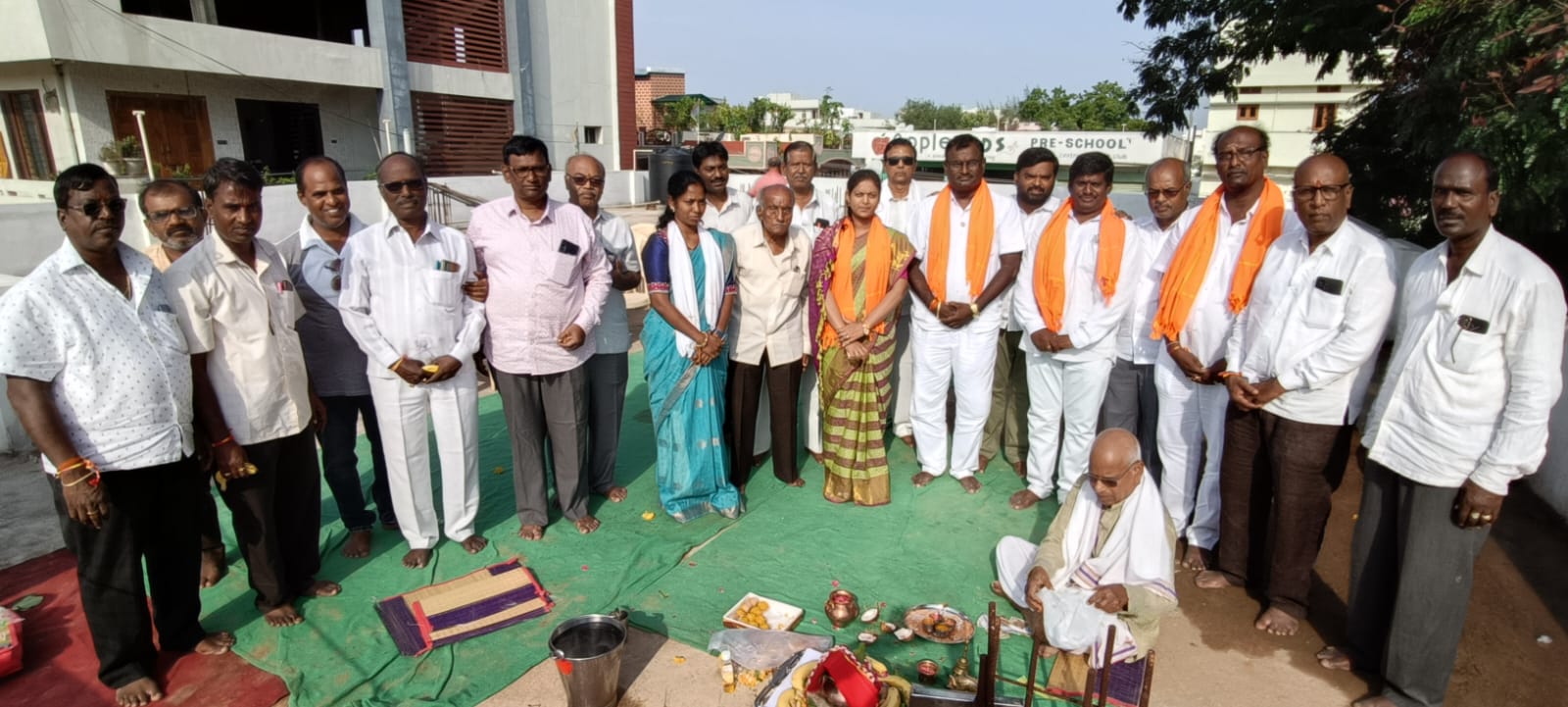 ఆర్యవైశ్య కొత్త గెస్ట్‌ హౌస్‌కు భూమిపూజ