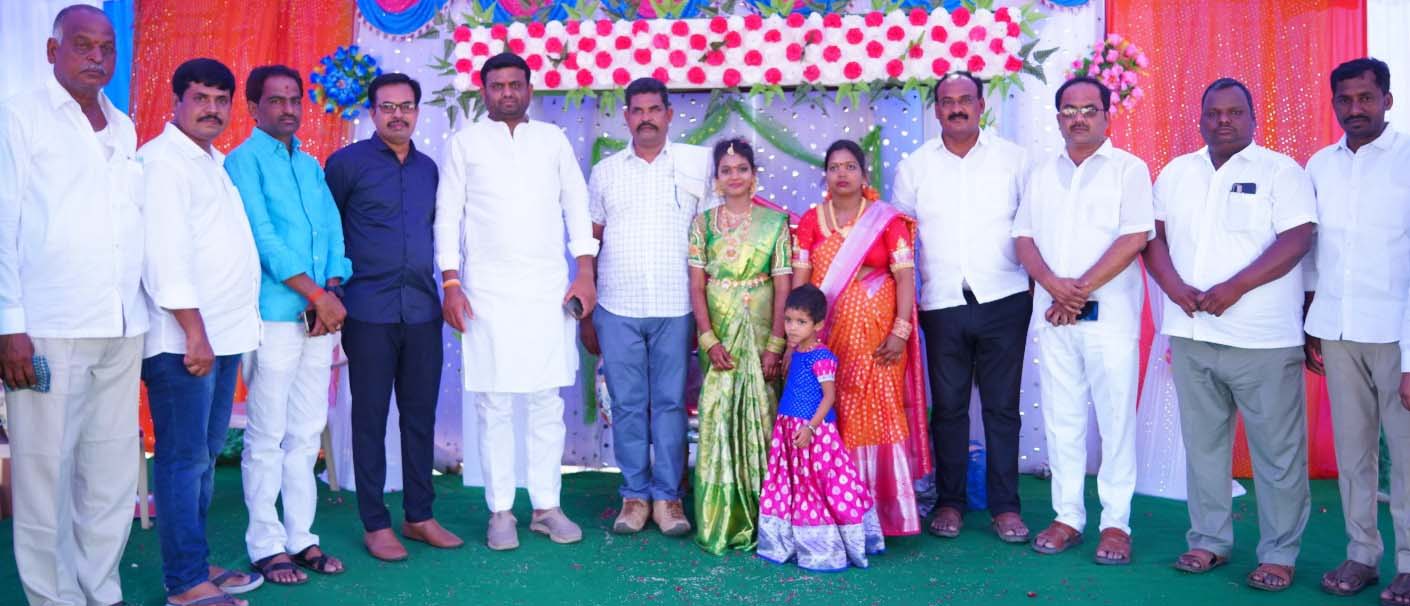 పట్లోళ్ల వారి శుభకార్యంలో పైలెట్
