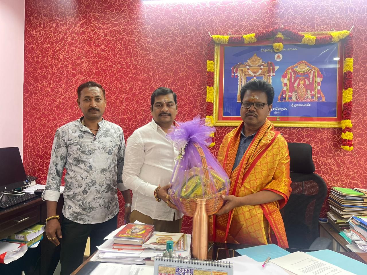 అన్నదాన సేవకు శాశ్విత స్థలం కేటాయించండి