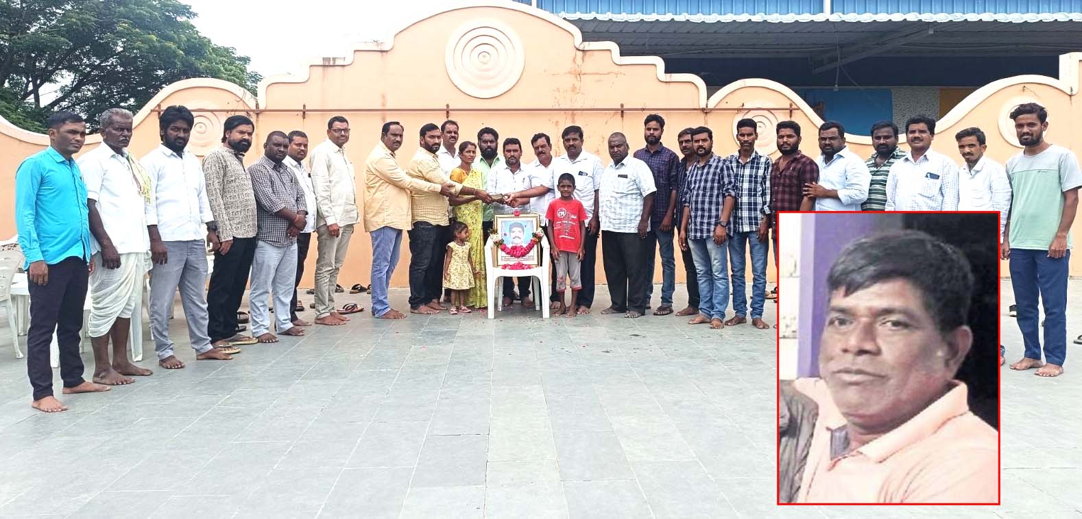 ఫోటో గ్రాఫర్ల పెద్ద మనసు..!