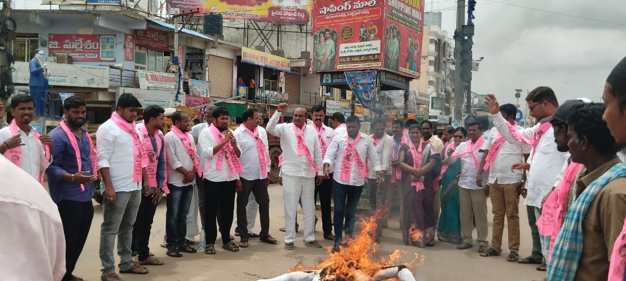 కాంగ్రెస్‌ది కడుపు మంటే..!