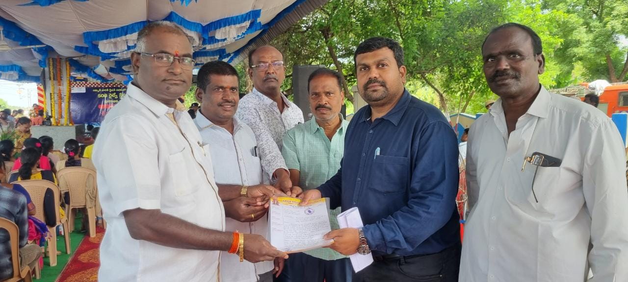 రద్దయిన రైళ్లను పునరుద్దరించాలి