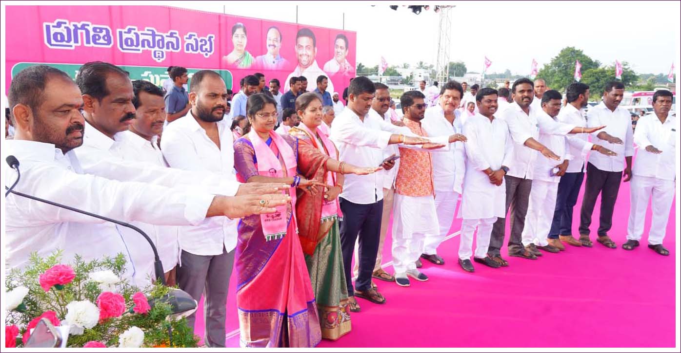అట్టహాసంగా మార్కెట్ కమిటి ప్రమాణ స్వీకారం