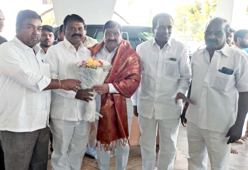 మంత్రి, ఎమ్మెల్యేతో తాండూరు అభివృద్ధి