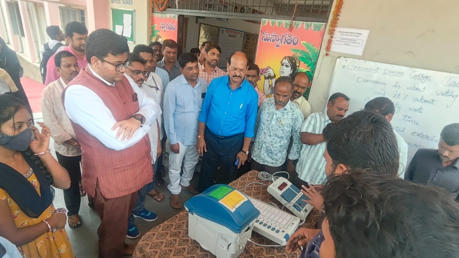 ఓటు హక్కు యువత బాధ్యత