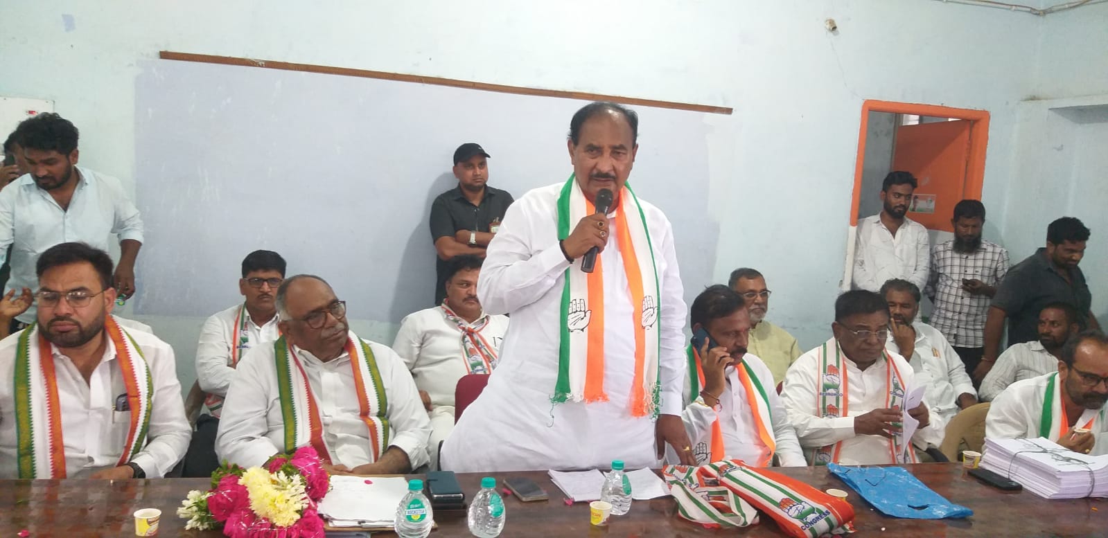 కాంగ్రెస్ గెలుపే ధ్యేయం..!