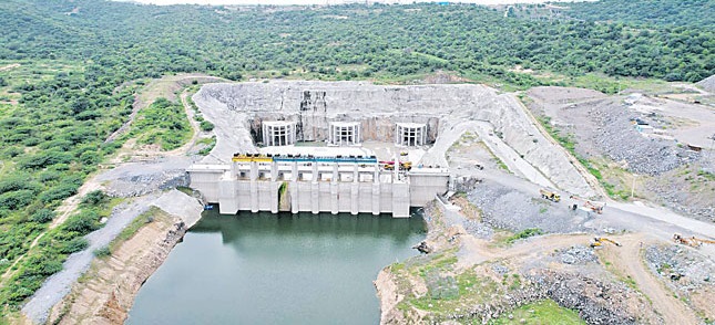 పరవళ్లకు సిద్దమైన పాలమూరు