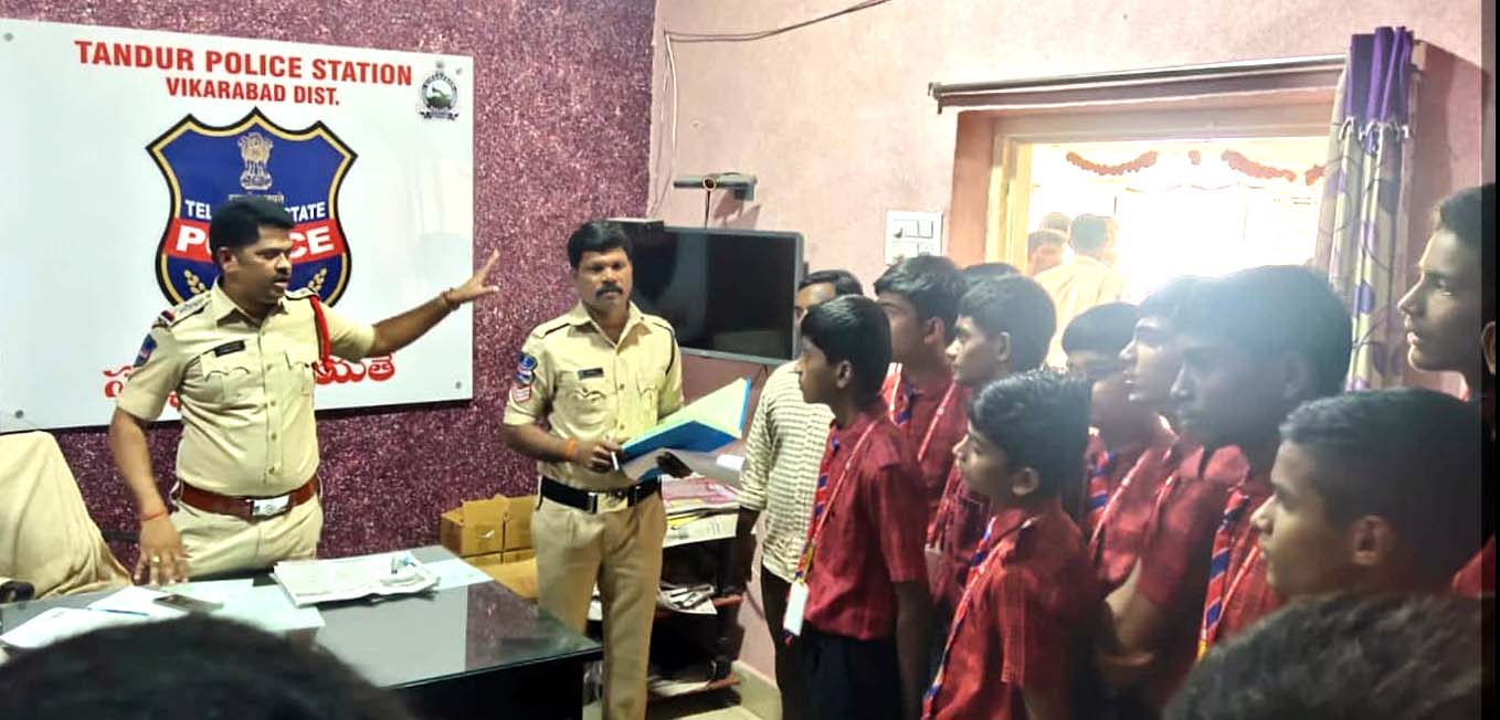 పోలీసు శాఖ వ్యవస్థ ఎంతో ప్రాముఖ్యమైంది
