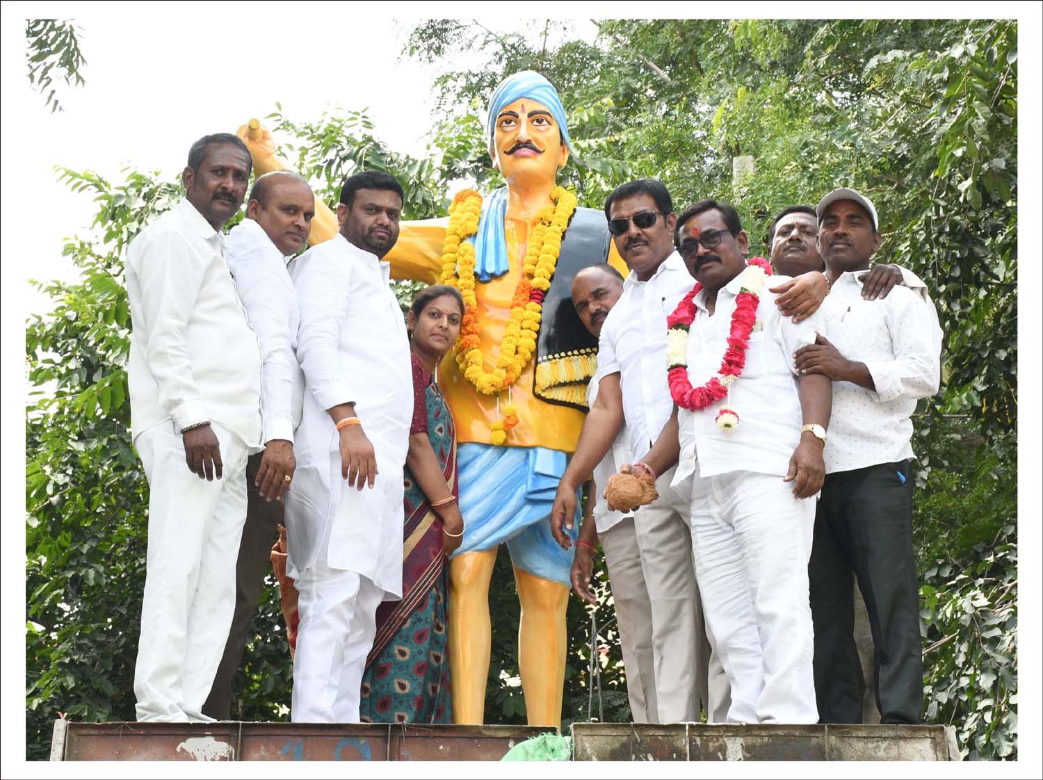 ఆదర్శనీయయుడు దొడ్డి కొమురయ్య